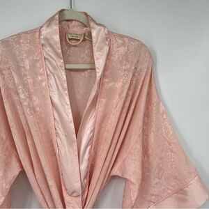 Victoria's Secret Pink Satin Paisley Floral Ribbon Trim Short Sleeve Tie Robe